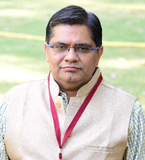 Dr. Jitendra Sheetlani