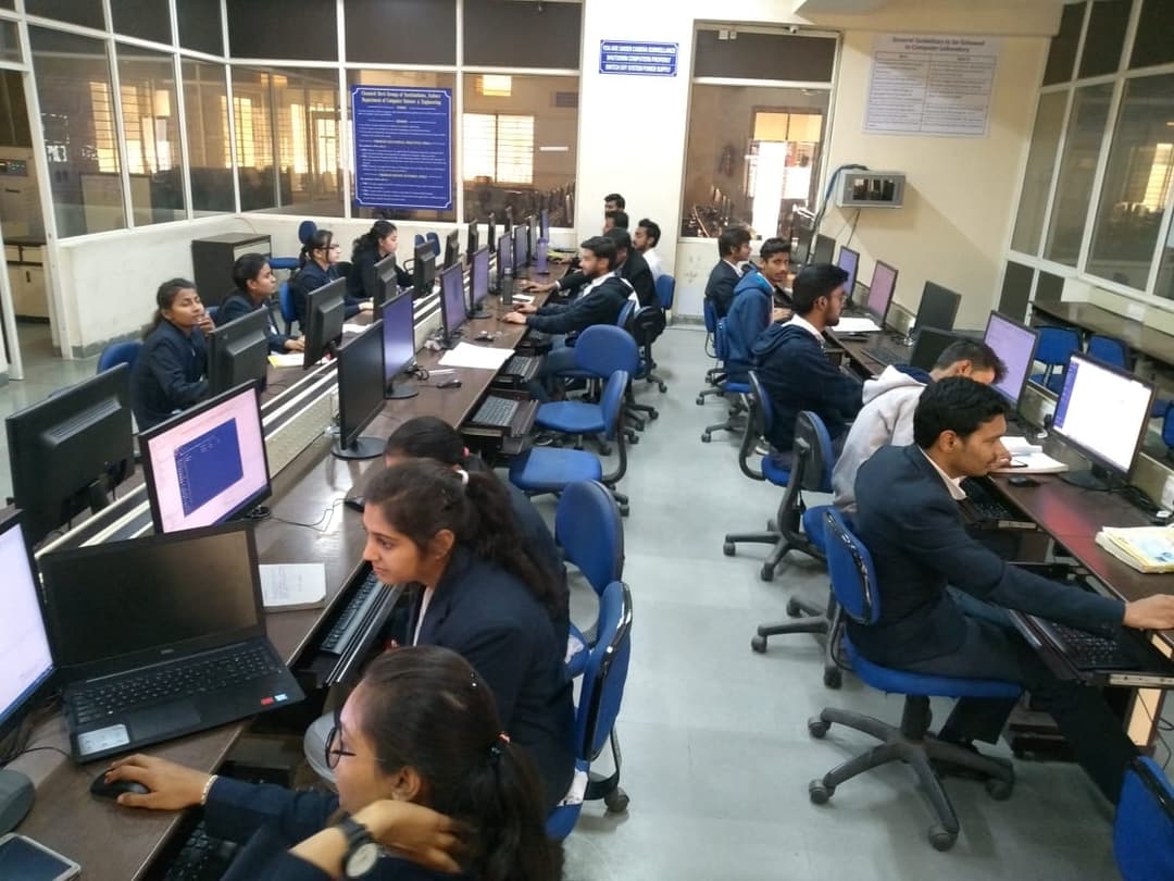 Android Coding Hackathon under the aegis of Microsoft Ed-vantage Training, sponsored by Ozonsoft Indore