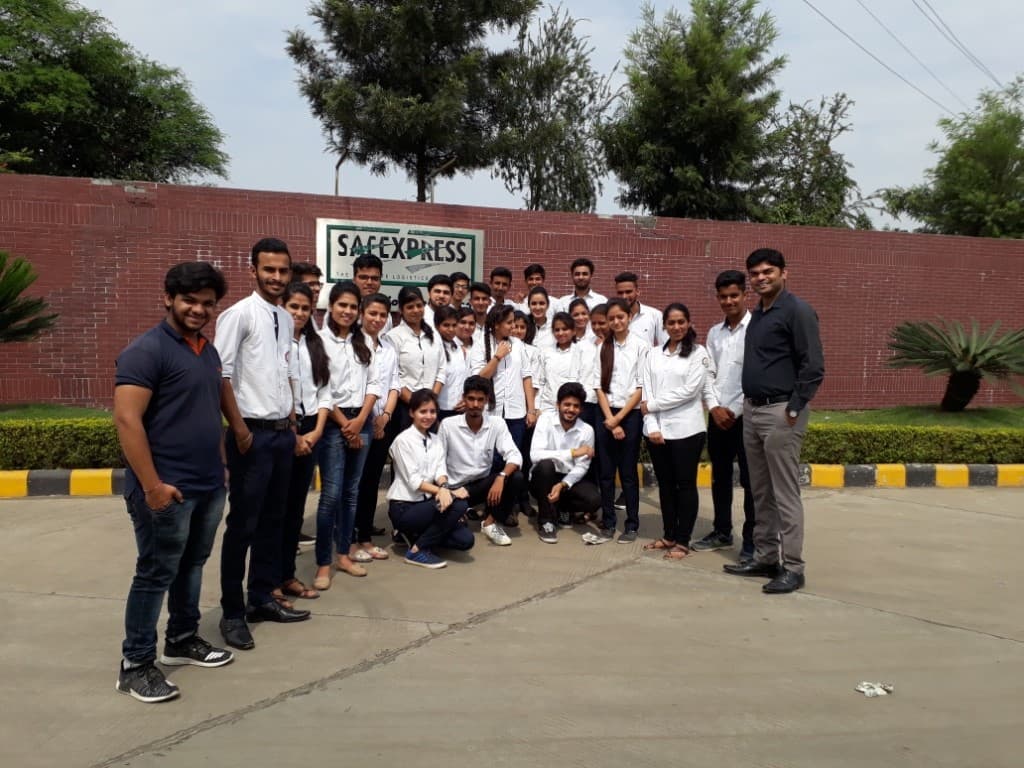 Industrial Visit to Safe Express
