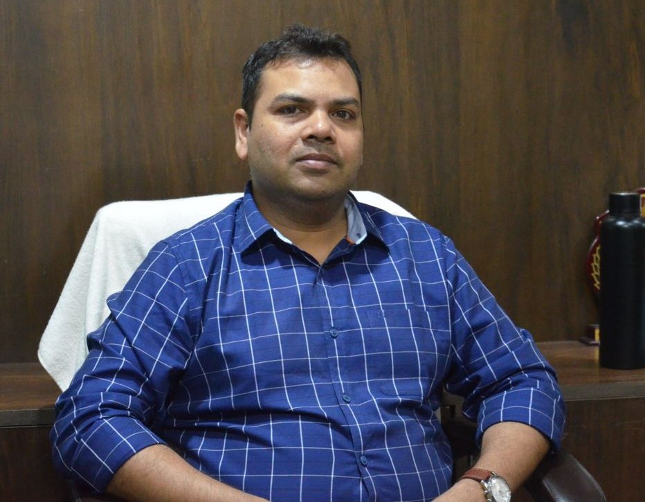 Dr. Varun Keshari